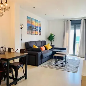 https://la-gaviota-con-wifi-y-parking-en-la-caleta.es-andalucia.com