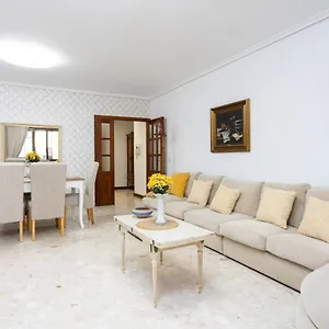 https://home2book-stylish-roomy-santa-cruz-city-center.in-canary-islands.com