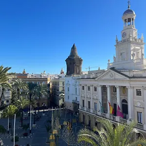 https://tico-la-plaza-con-terraza-mirador.es-andalucia.com